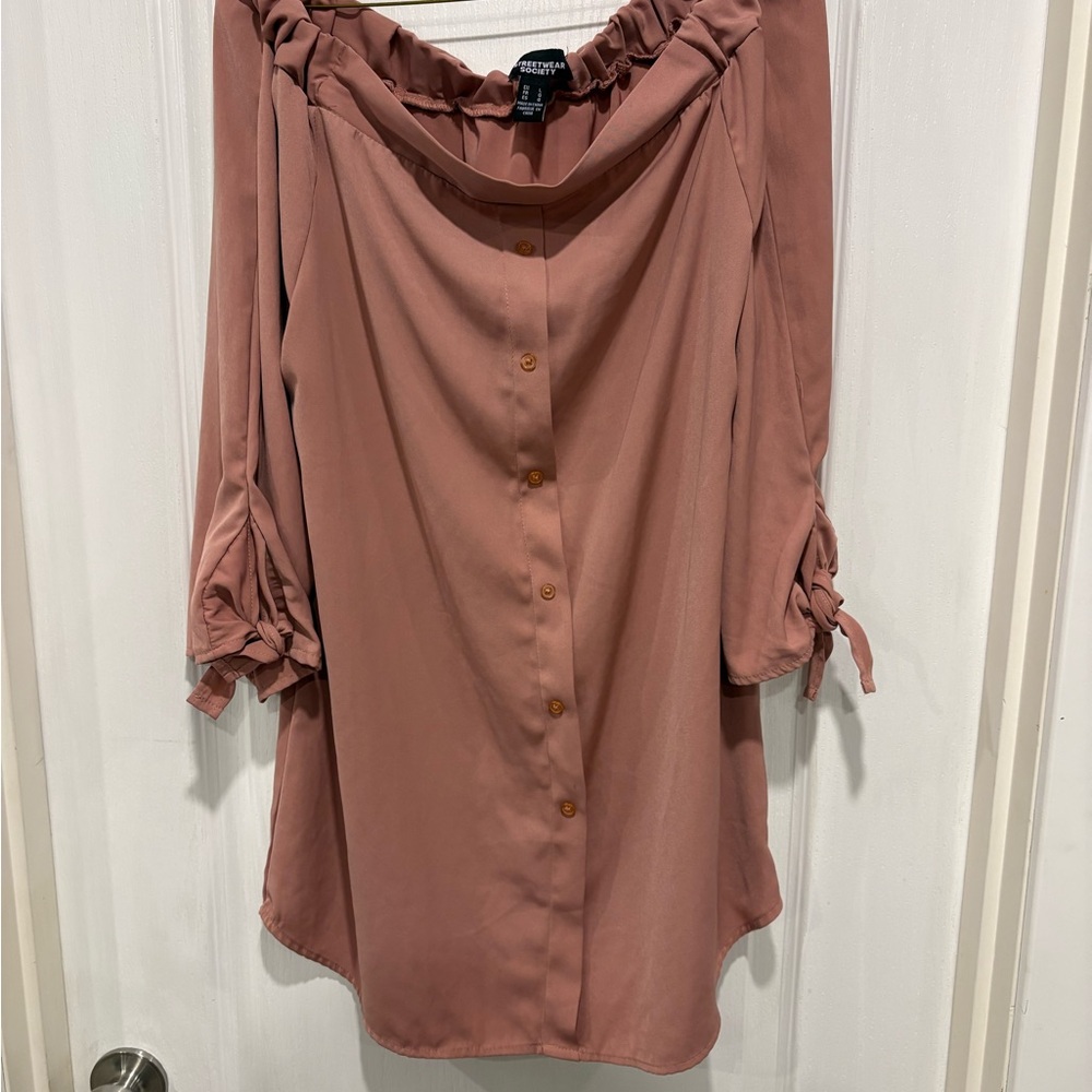 Women's Streetwear Society Off-Shoulder Blouse in Mauve
